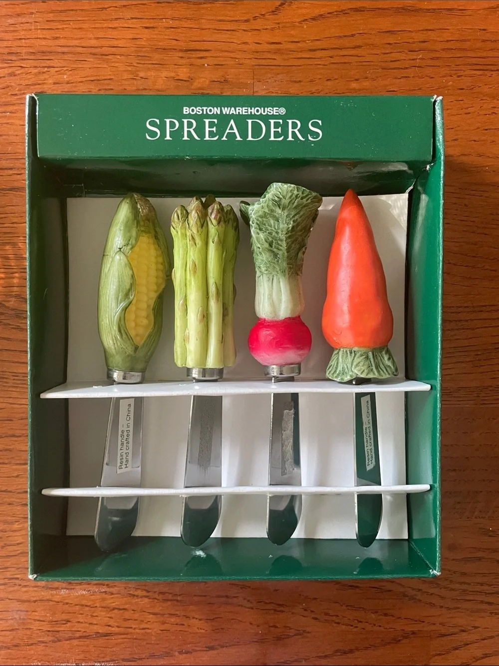 Boston Warehouse Green Vegetable Spreader Box